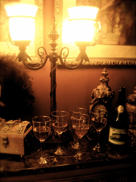 scenes from a girlfriends’ fondue party
