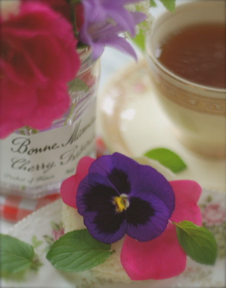 rose butter tea sandwiches with scented sugar
