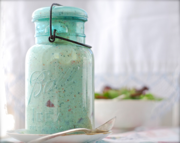 “lunch in the garden” salad dressing